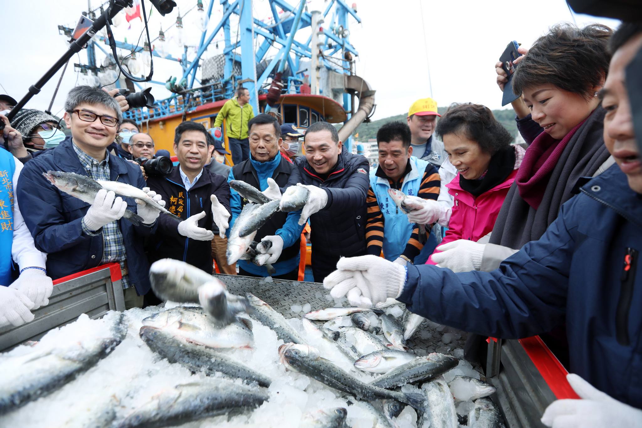 2020新北神明淨港文化祭-侯友宜市長迎接漁獲滿艙